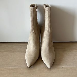 ALDO - BEIGE SUEDE ANKLE BOOTS 8.5